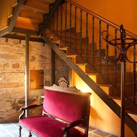 Charming In With Shared Pool Chalet *