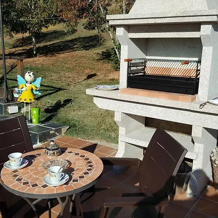 Chalet Charming In With Shared Pool