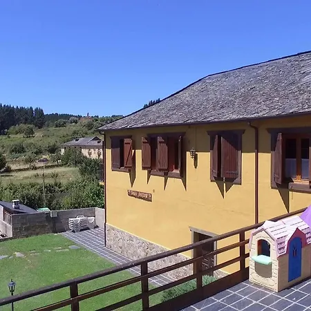 Charming In With Shared Pool Chalet San Juan de la Mata